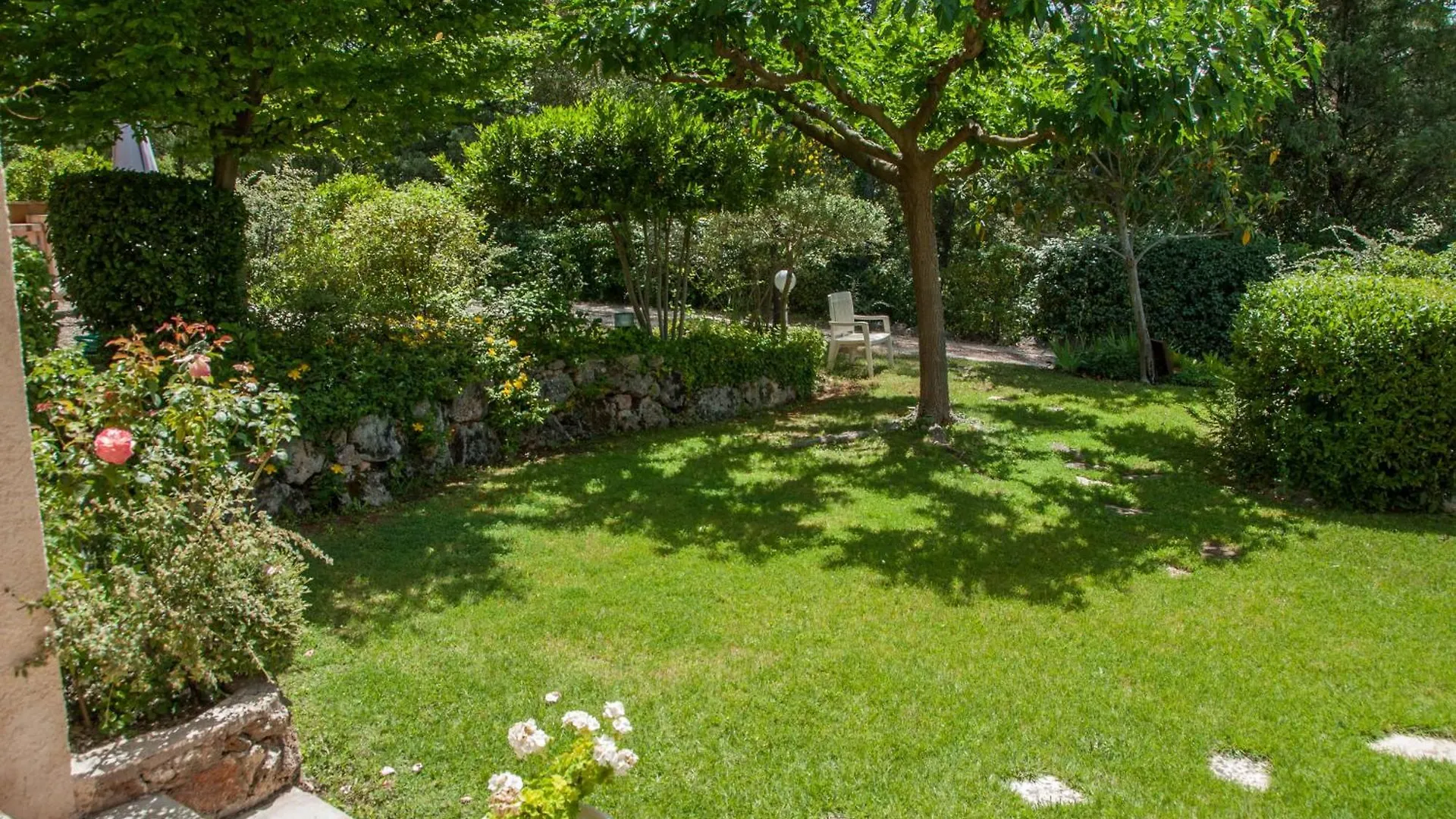 Le Bois Des Combes La Bignone Bed & Breakfast Lorgues 0*,